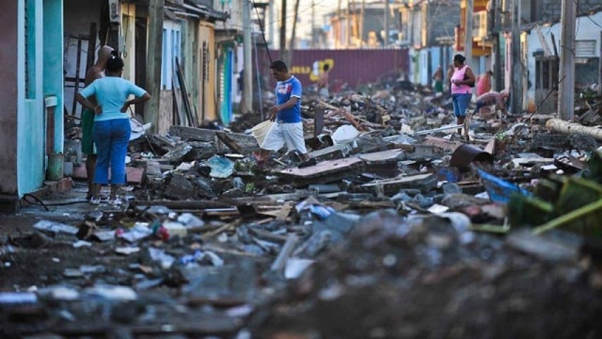 Hurricane Matthew left more than 800 dead in Haiti