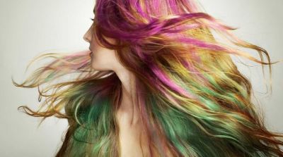 बालों के लिए हानिकारक होते हैं ये रंग, जान लें इसके नुकसान