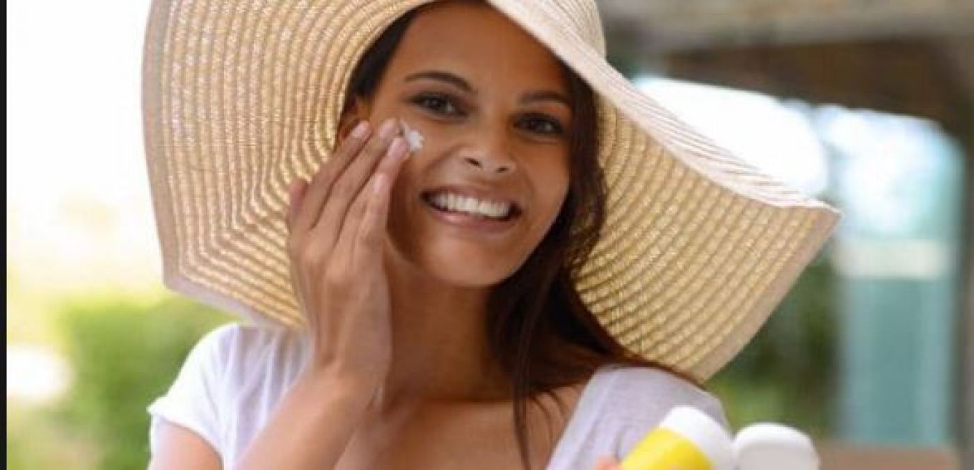 Take care of your skin with the help of these 4 tips in summer