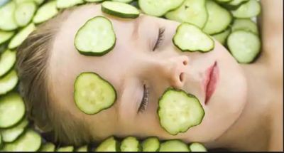 Use cucumbers with these things to get clean your face