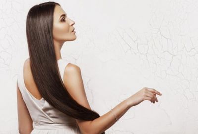Do not make these mistakes even by mistake while applying oil to the hair, otherwise the hair will keep breaking