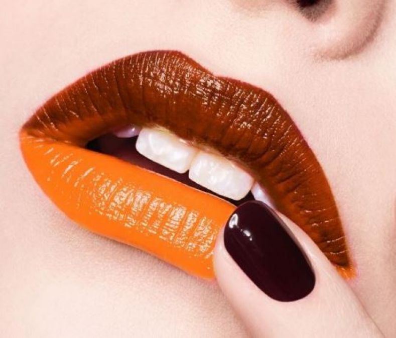 Try Dual Tone Lipstick Shade For The Festive Season