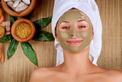 Use Multani Mitti or Fuller's earth for skincare problems