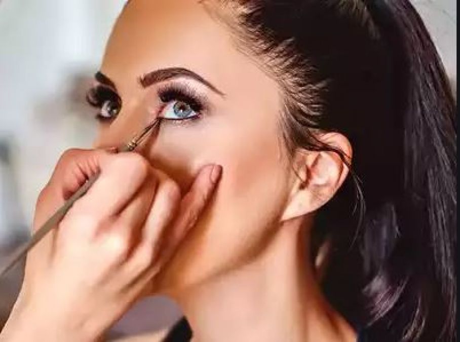 Follow these quick tips for instant makeup