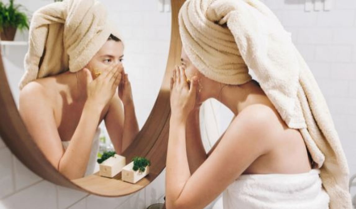 From soap to coconut oil, take care of your skin in winter with these 5 ways