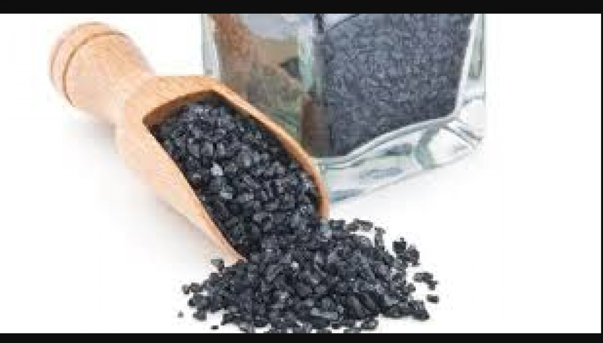 Know the health benefits of black salt for skin and hair