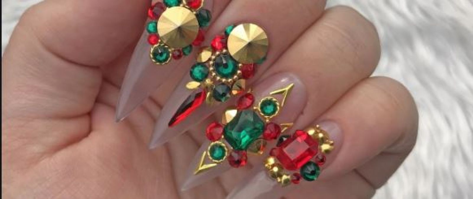 Here are the best nail art trends, try it once
