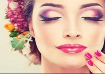 Women can use these make-up tips to look fabulous on Hariyali Teej!