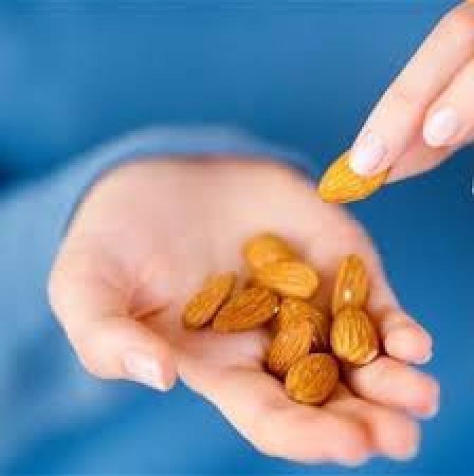 Eating Almonds Now Will Burn Fat, Know Its Other Benefits