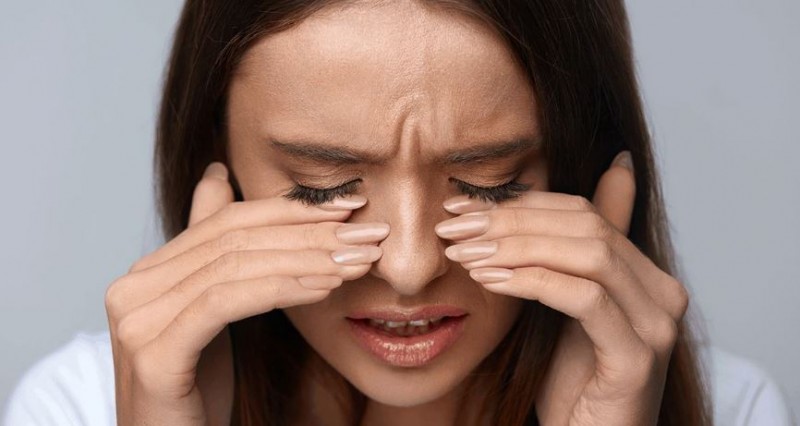 If There Is Irritation in the Eyes, Follow This Home Remedy for Relief