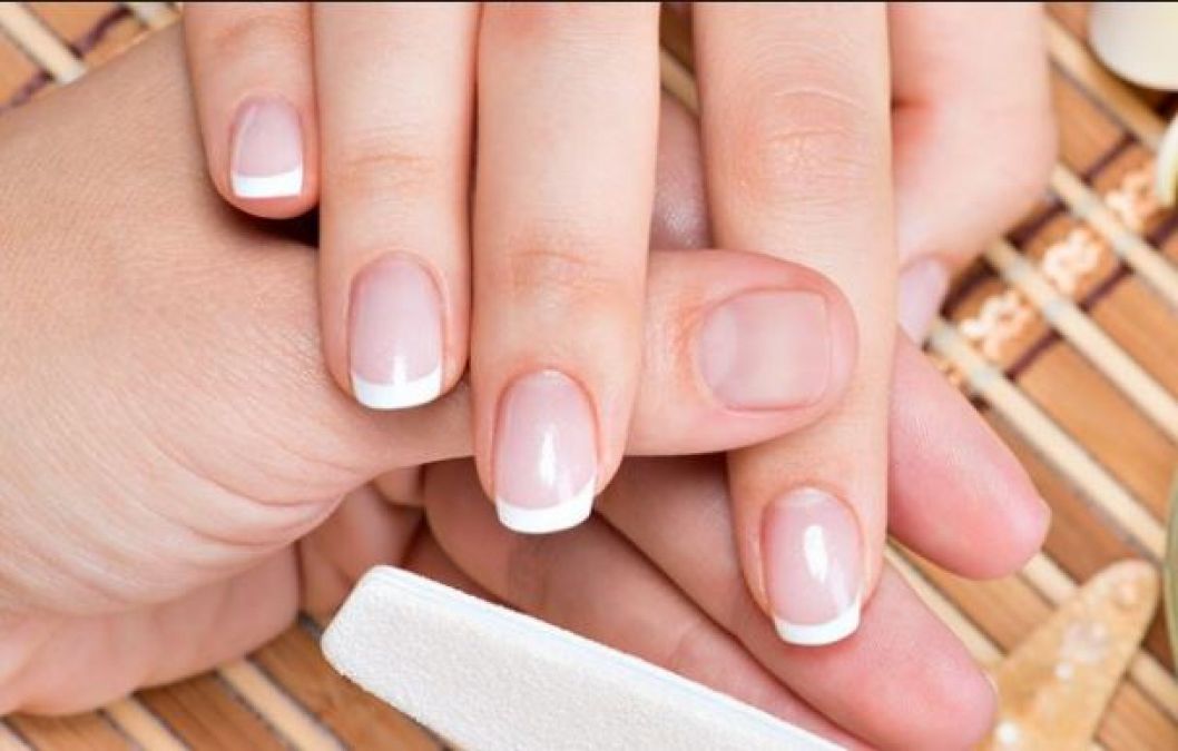 If the skin is coming out of the nails even after Manicure, then treat it in this way