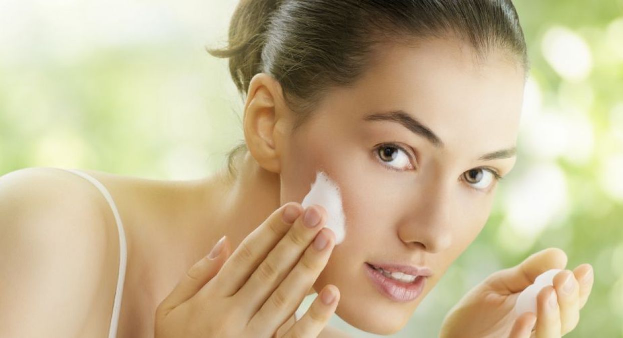 Travel Skin Care Tips: Essential Rules To Maintain Your Skin On-The-Go
