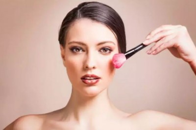 Follow These 6 Tips for Summer Makeup to Keep Your Look Intact