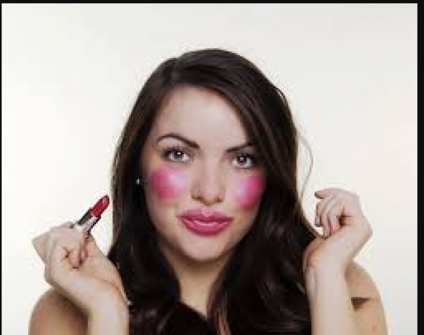 Avoid these fashion related blunders to get an amazing makeover!