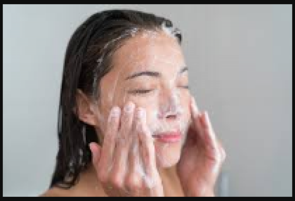 Do not commit these mistakes while doing facewash in winter, know here