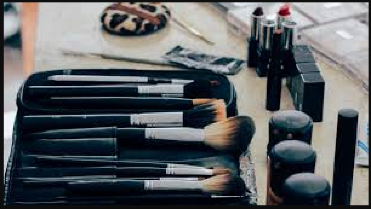 Here's how to prepare makeup kit for winter
