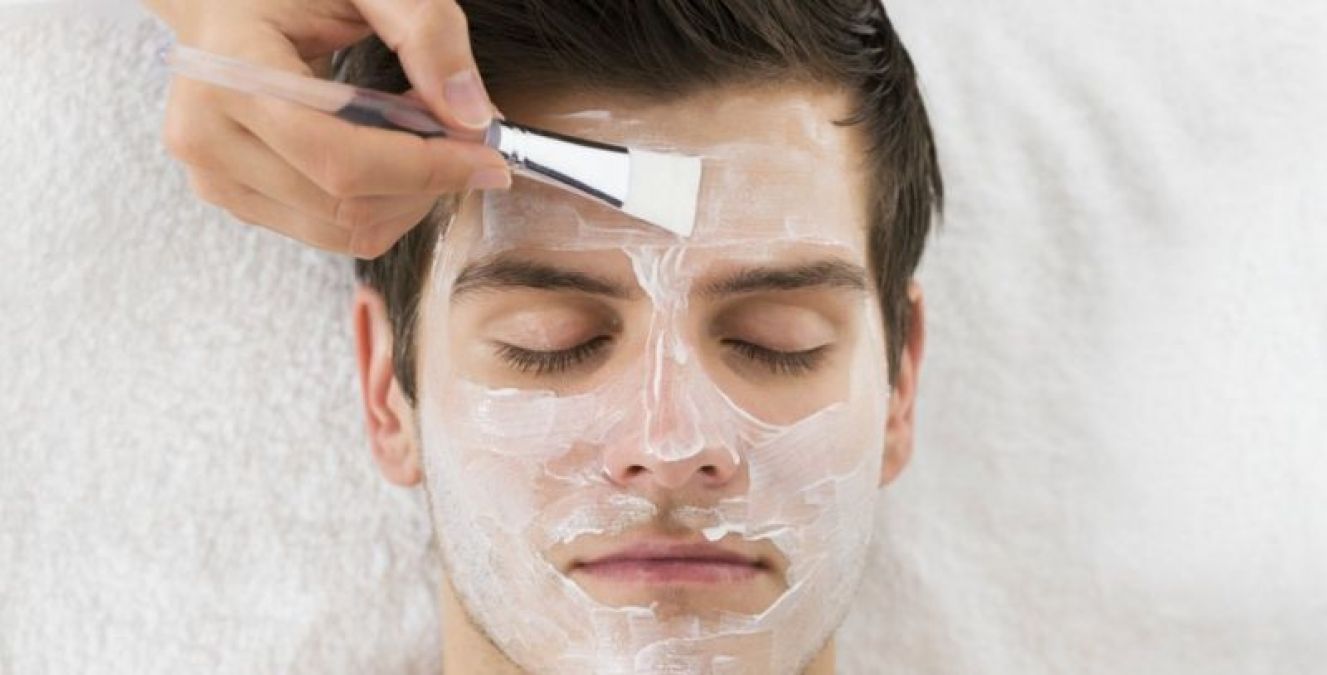 After shaving, men should follow these tips