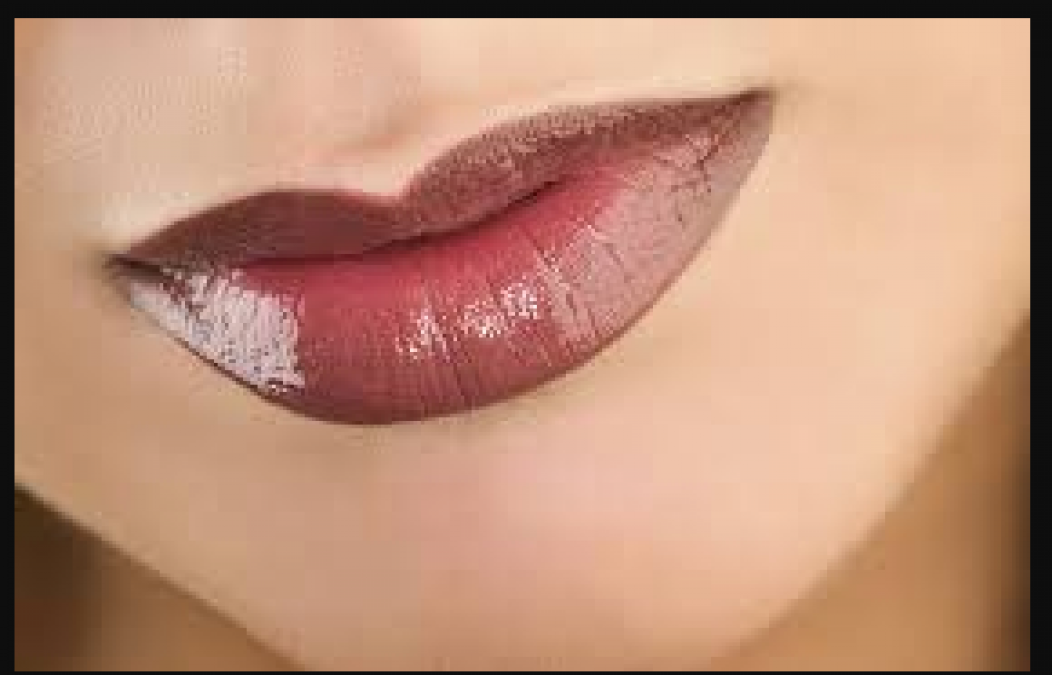 Know the right way to apply lipstick according to the shape of your lips
