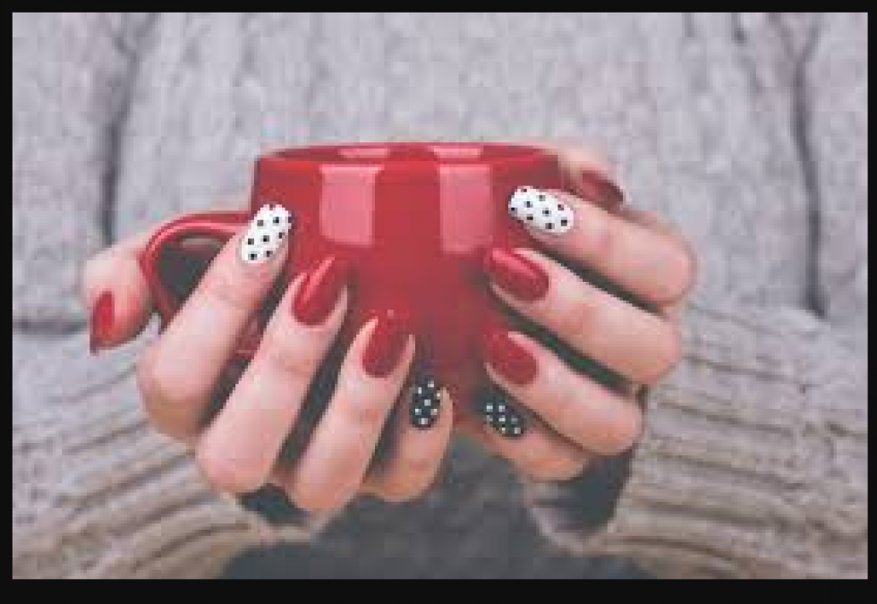 Choose nail paint that suits your complexion, know these tips