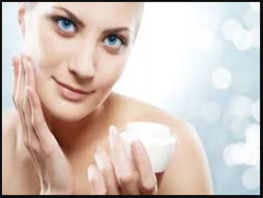 Do not make these mistakes related to moisturizer during winter, otherwise, skin may damage