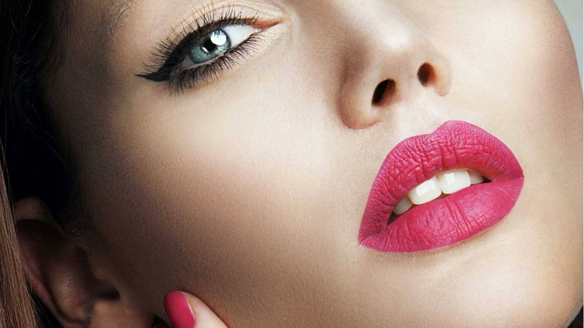 These trendy lipsticks will make you very attractive