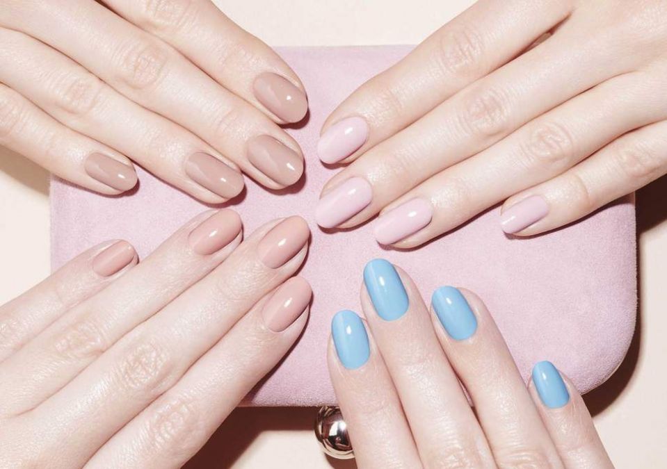 Buy Nailpaints according to your skin tone to make your nails look more beautiful