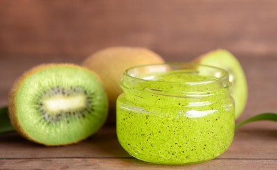 How to Instantly Achieve Glowing Skin with This Fruit Face Pack