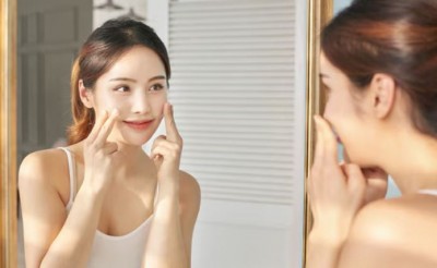 How to Achieve Glass-Like Glowing Skin: Follow These Tricks