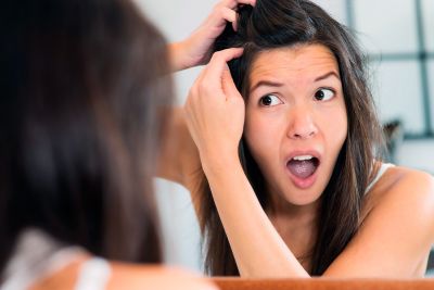 Follow these simple home tips to get rid of dandruff