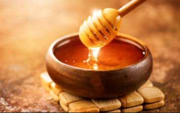 Honey helps to get rid of dark spots and blemishes