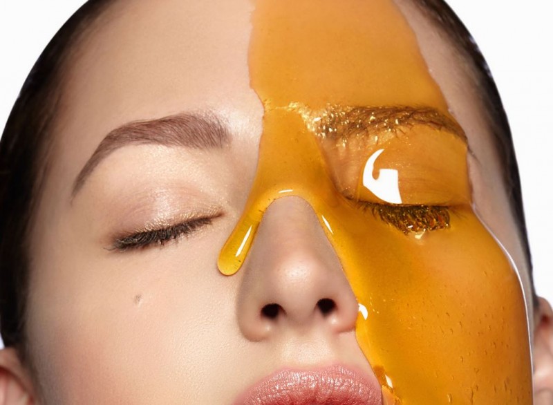 Use of honey will make your face glow