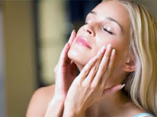 Follow these steps to keep the skin beautiful with increasing age