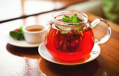 गर्मियों में आपको ठंडा रखेगी गुड़हल की चाय