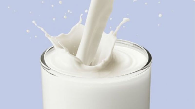 दूध का इस समय सेवन सेहत के लिए हो सकता है हानिकारक