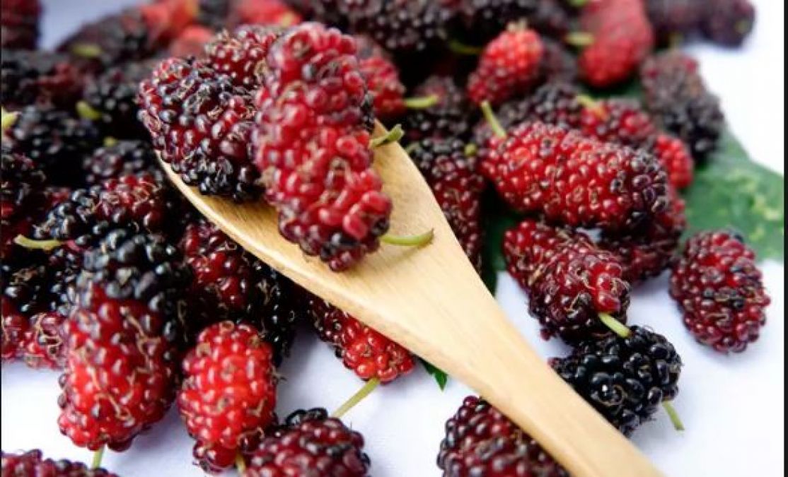 Mulberry relieves stomach gas, is most beneficial in the heat