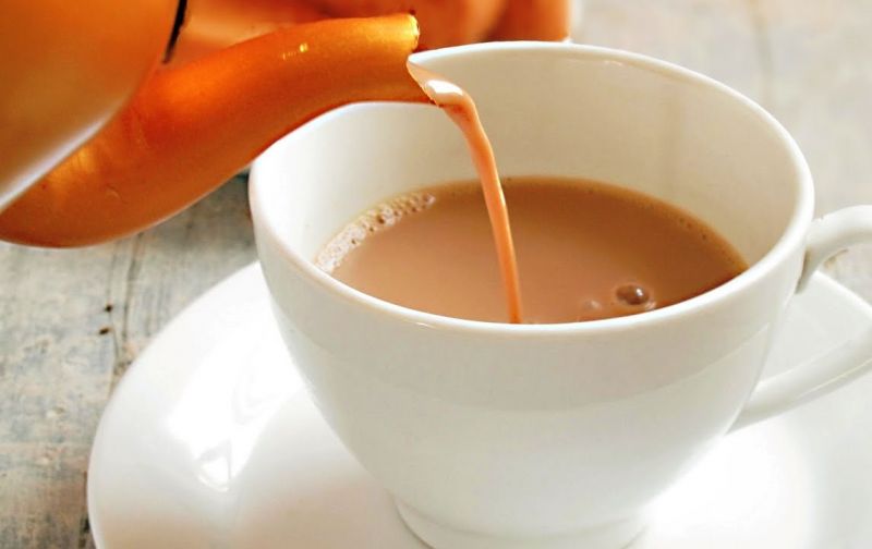दूध की चाय बढ़ा सकती है आपका वजन