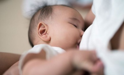 After Delivery, New Moms Should Know How to Address These Common Breastfeeding Issues