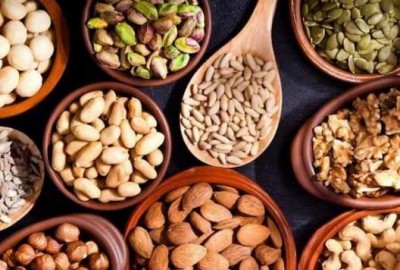 Which Dry Fruits Should Be Soaked: Water or Milk? Know the Experts' Opinions