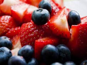 जानिए क्या है फलों को खाने का सही तरीका