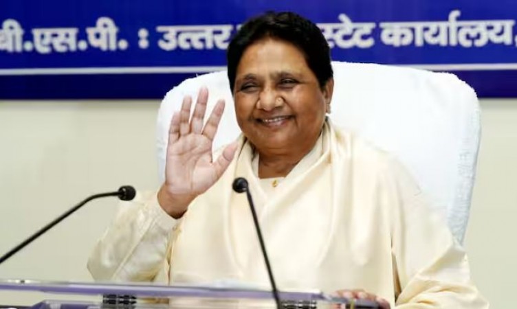 Mayawati demands lateral entry of Mayawati