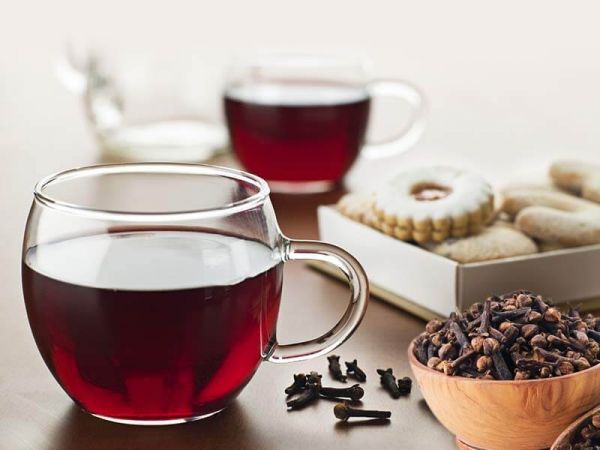 साइनस की प्रॉब्लम को ठीक करती है लौंग की चाय