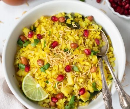 If You Incorporate Poha into Your Daily Diet, Here Are the Potential Changes in Your Body