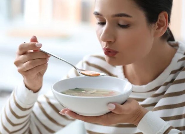 Avoid These Mistakes While Consuming Soup to Prevent Potential Issues