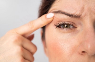 Understanding the Causes of Eye Twitching