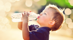 क्या आपका बच्चा भी कम पानी पी रहा है ?
