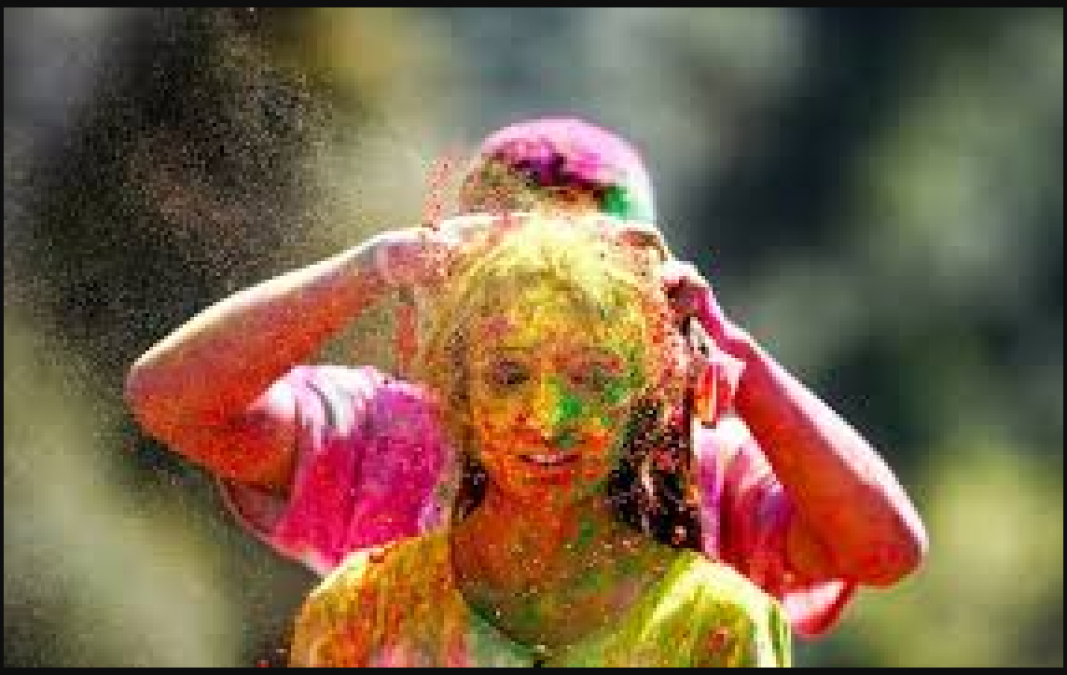 Follow these tips to protect your health from chemical color in Holi