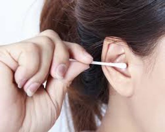 बेहद ही जरुरी है आपके कान की सफाई, नहीं तो हो सकती है समस्या