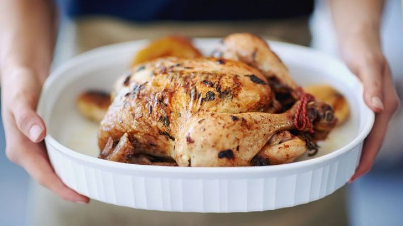 चिकन खाने से आपकी सेहत को मिलते हैं कई लाभ