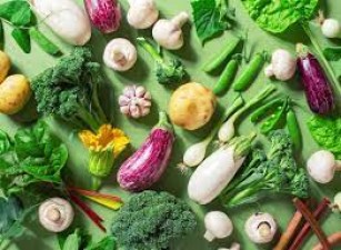 इन कच्ची सब्जियों को भूलकर भी न खाएं, हो सकती हैं खतरनाक बीमारियां!