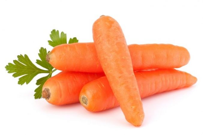 शारीर की रोगप्रतिरोधक क्षमता को बढ़ाती है गाजर